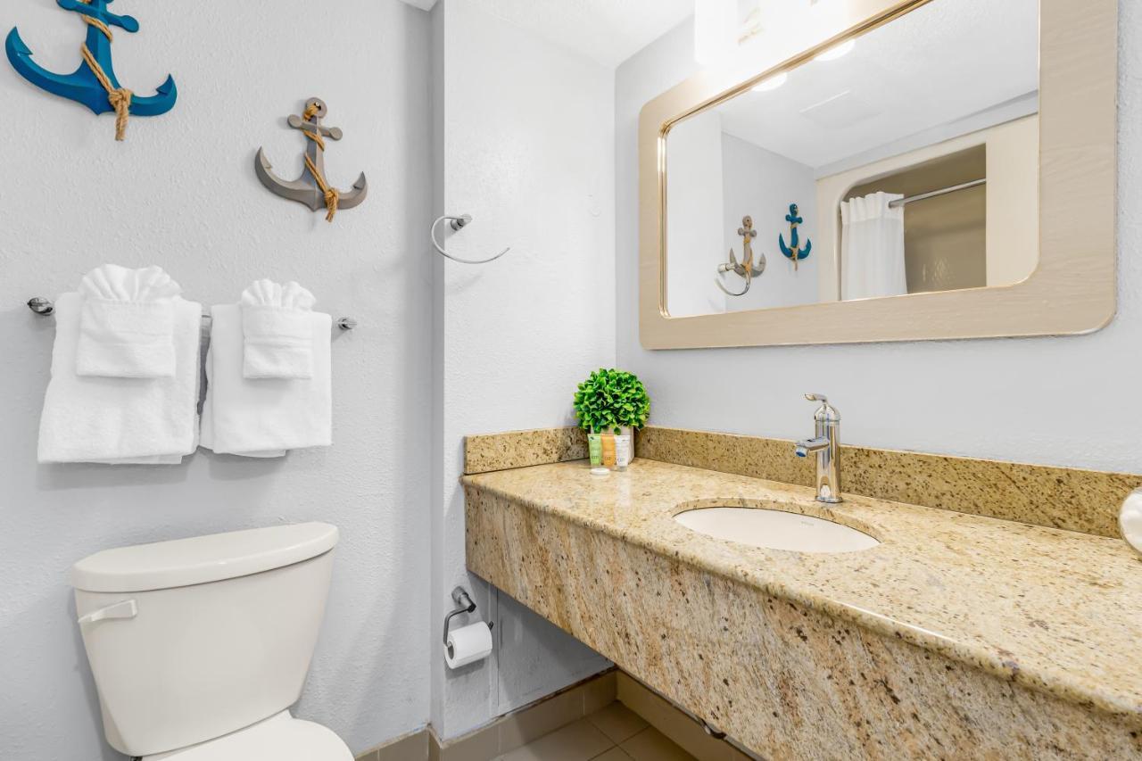 Beachfront Romantic Studio Escape W Perfect View 1212 Миртл-Бич Экстерьер фото